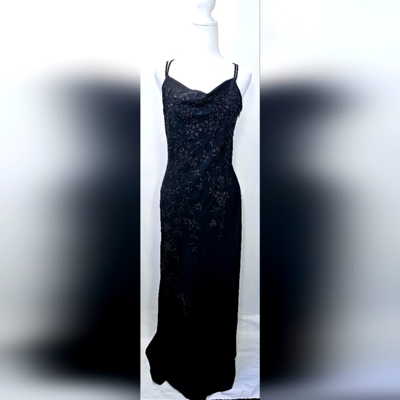 Medium Vintage Dollar Black Floral Maxi Dress - Picture 1 of 6